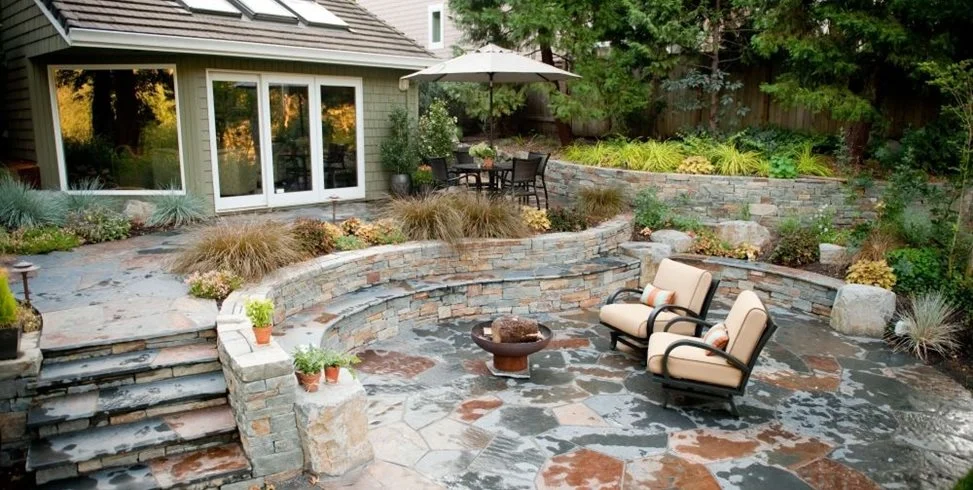 Flagstone patio built for a Splendora TX home