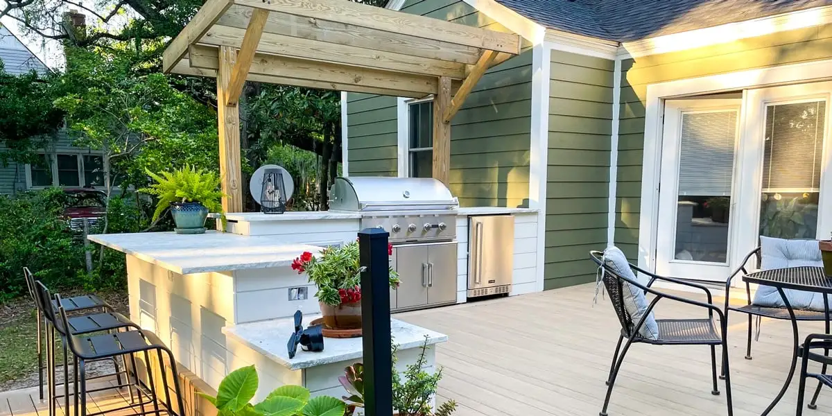 Outdoor Kitchen Layout